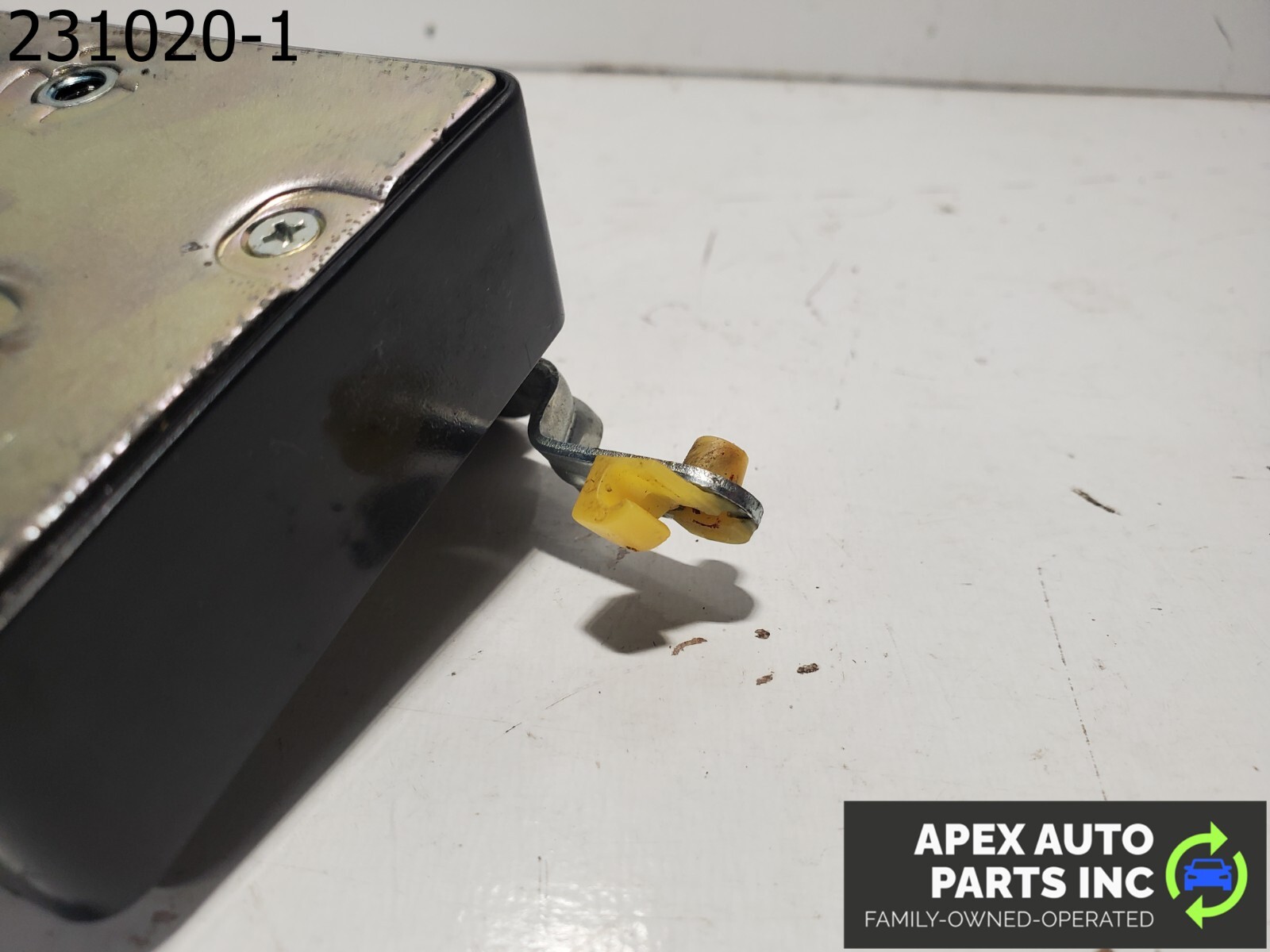 OEM Kia Sedona 08 Tail Gate Trunk Lid Lock Latch Actuator Hyundai Entourage - Image 9