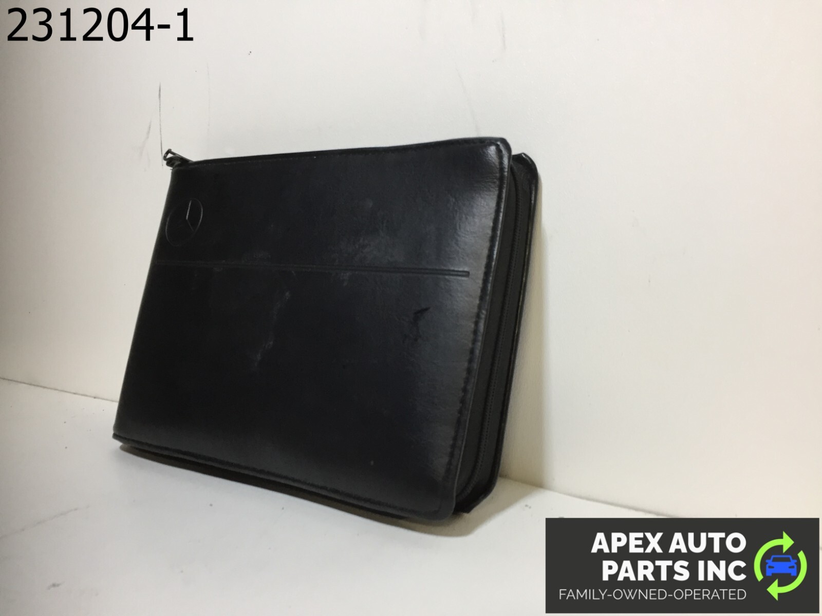 OEM Mercedes ES320 1998 OWNERS MANUAL W/ CASE - Image 4