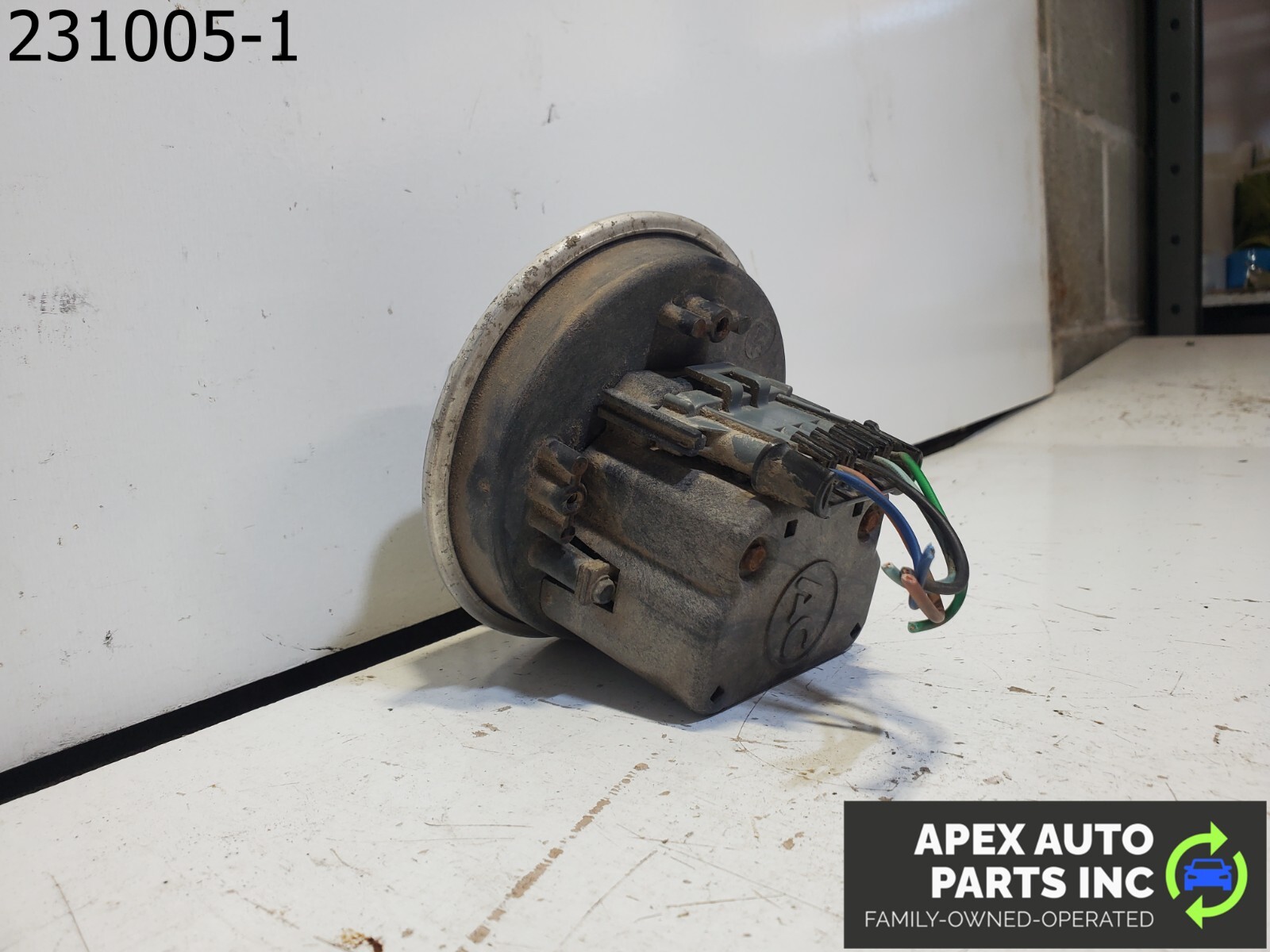 OEM Pontiac Fiero 1985 Cruise Control Module - Image 7