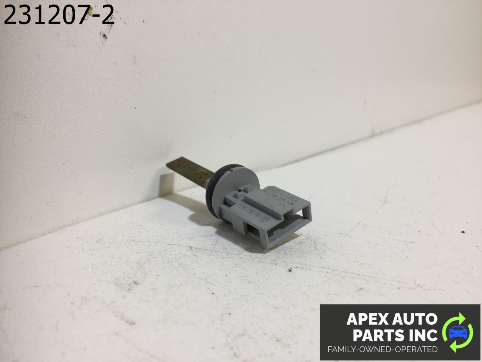 OEM Volkswagen CC 2012 HVAC Heater Core Temperature Sensor Standard AX362 - Image 3