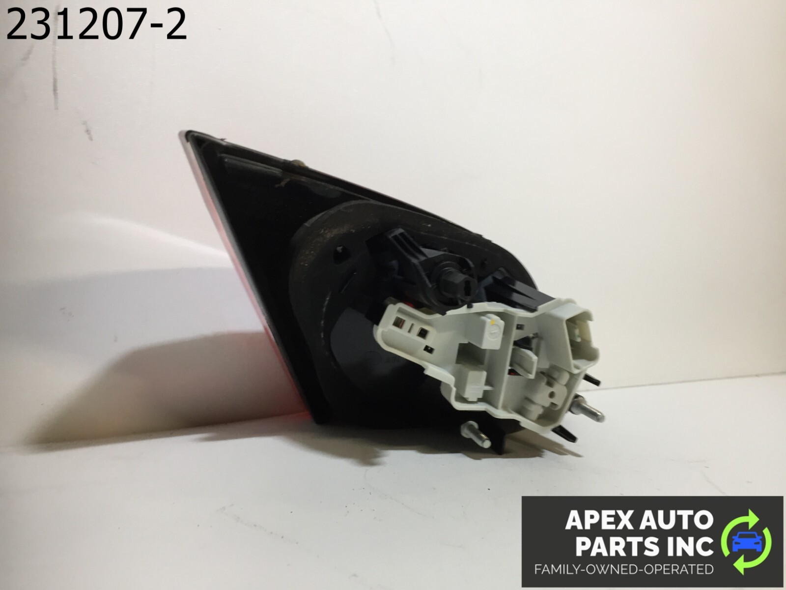 OEM Volkswagen CC 2012 VOLKSWAGEN CC RIGHT PASSSENGER SIDE TAIL LIGHT - Image 6