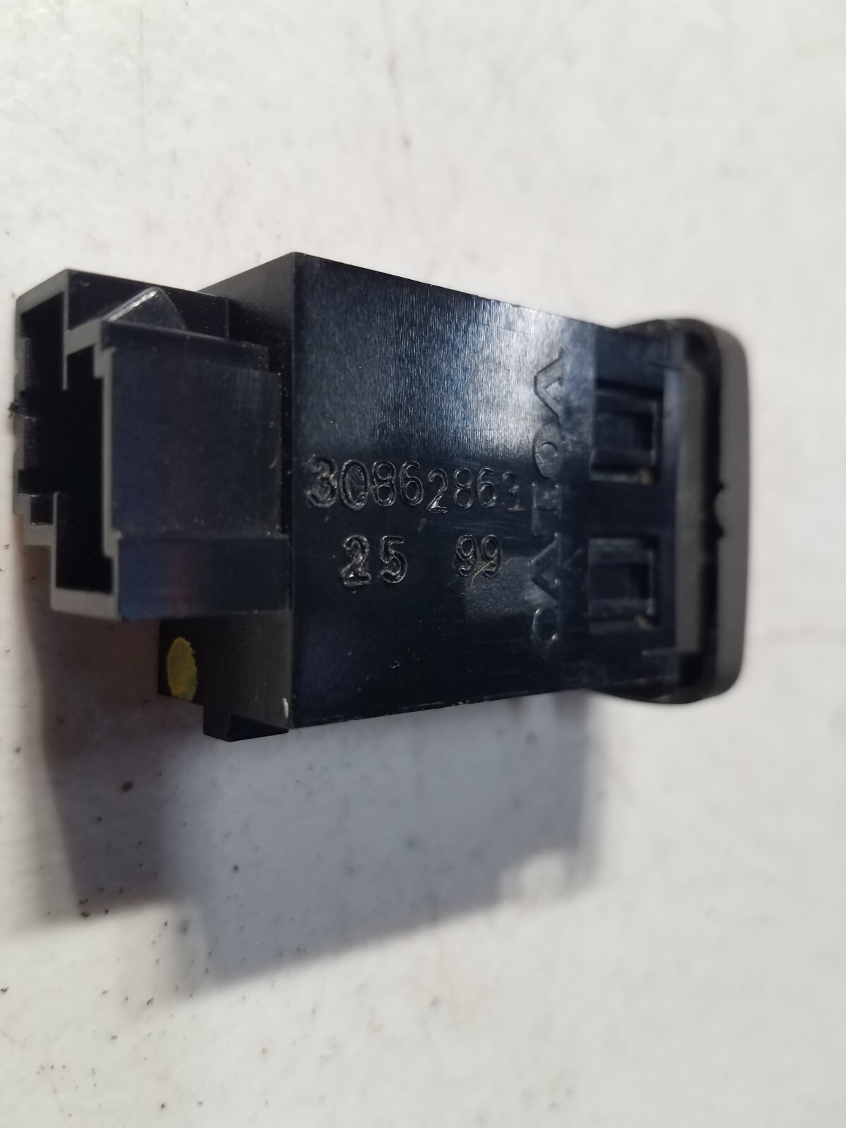 VOLVO S40 VOLVO V40 2000 DSA SWITCH DYNAMIC STABILITY SWITCH OEM 30862863 - Image 5