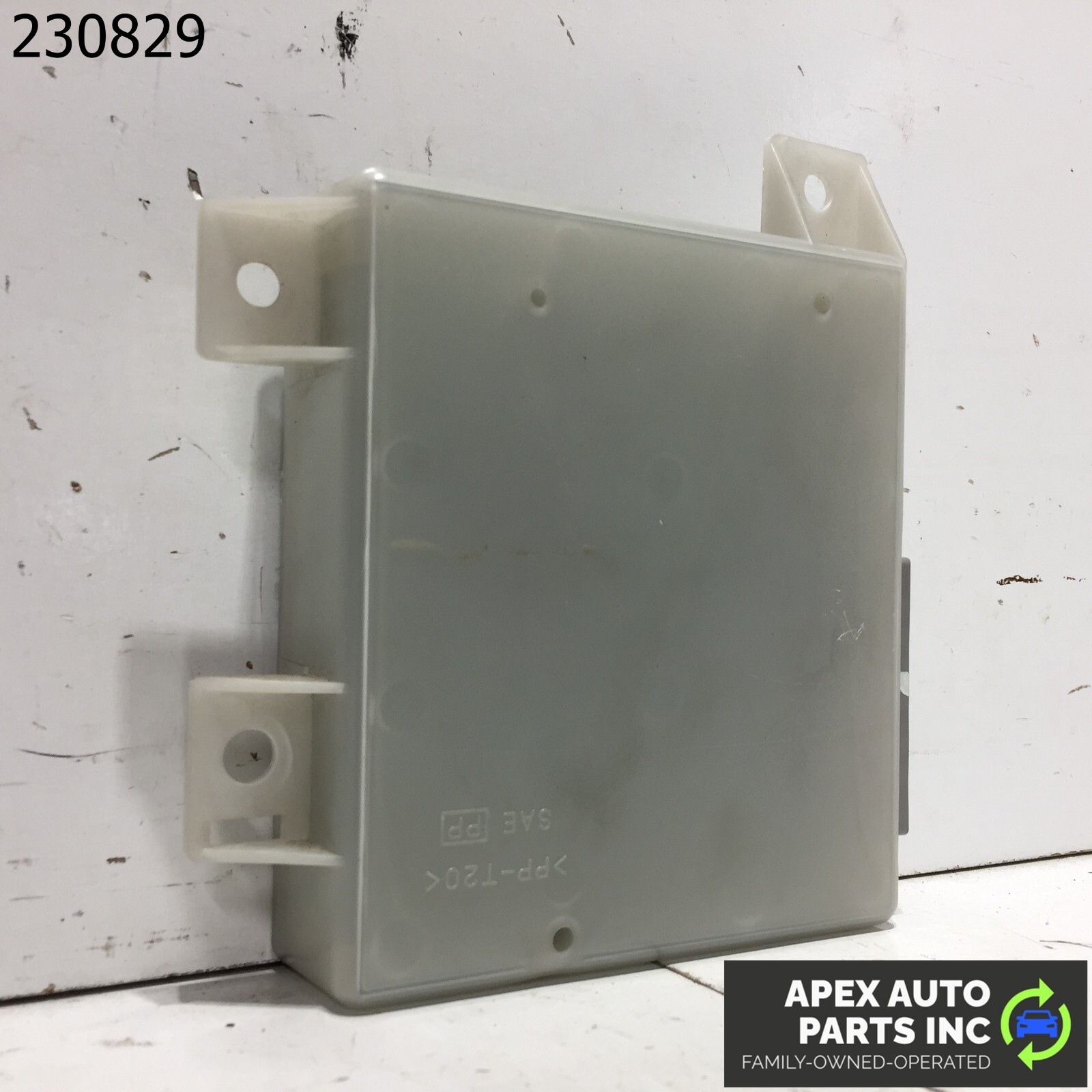 02 INFINITI Q45 TEMPERATURE CONTROL MODULE W/O REAR AUTO AIR 27760AR201 - Image 3