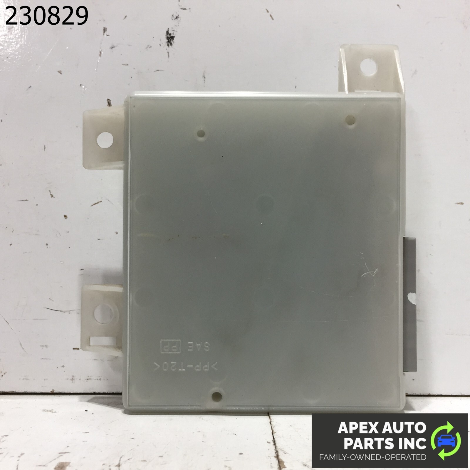 02 INFINITI Q45 TEMPERATURE CONTROL MODULE W/O REAR AUTO AIR 27760AR201