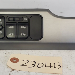 05 - 10 HONDA ODYSSEY DRIVER AND PASSENGER SIDE REAR DOOR SUNROOF CONTROL SWITCH