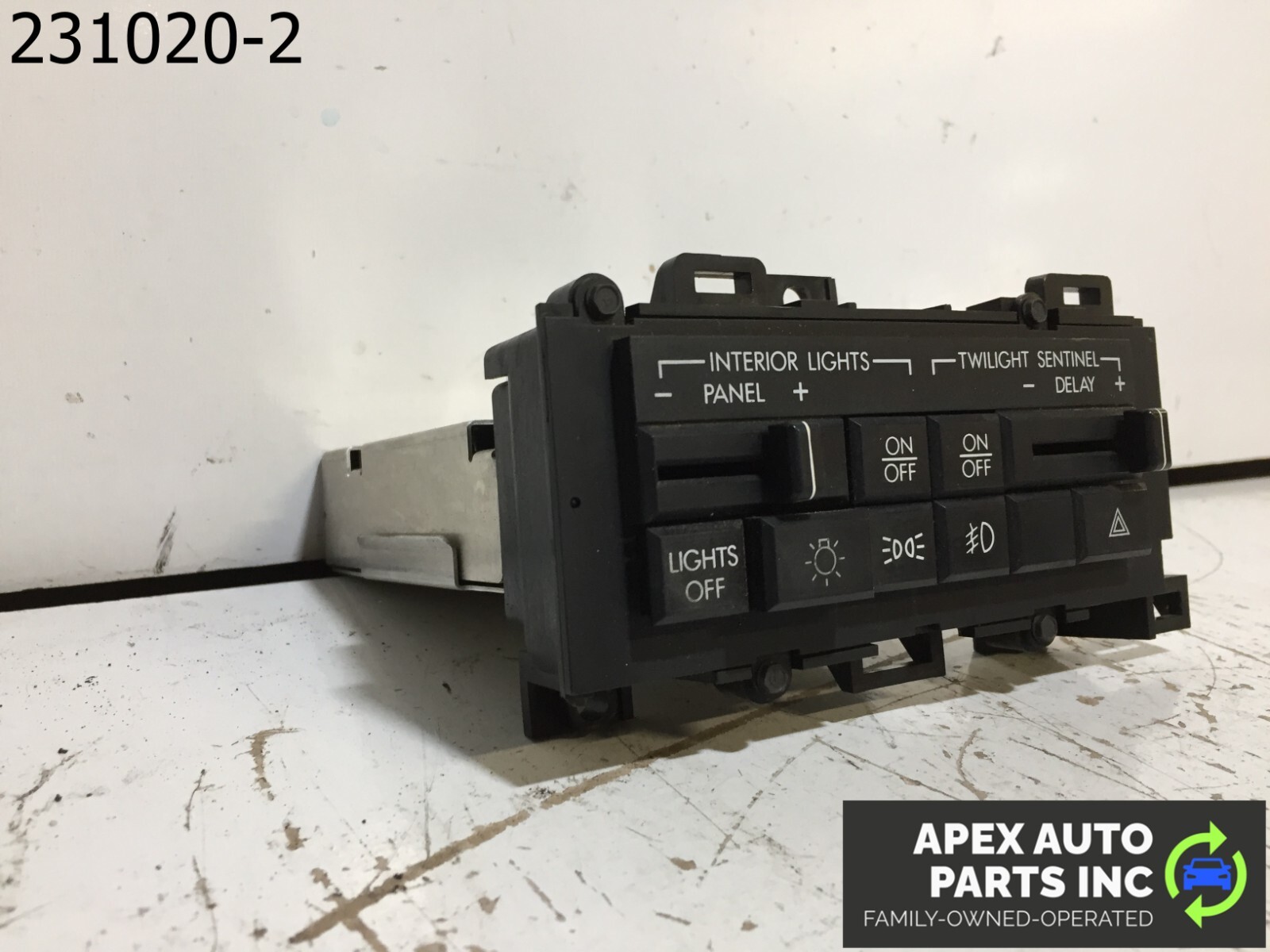 1990 Cadillac Allante Auto Headlamp Head Light Switch - Image 3
