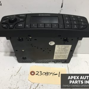 2003 2002 2004 MERCEDES C240 RADIO CD PLAYER A2038202486 OEM AS61 Tape OEM