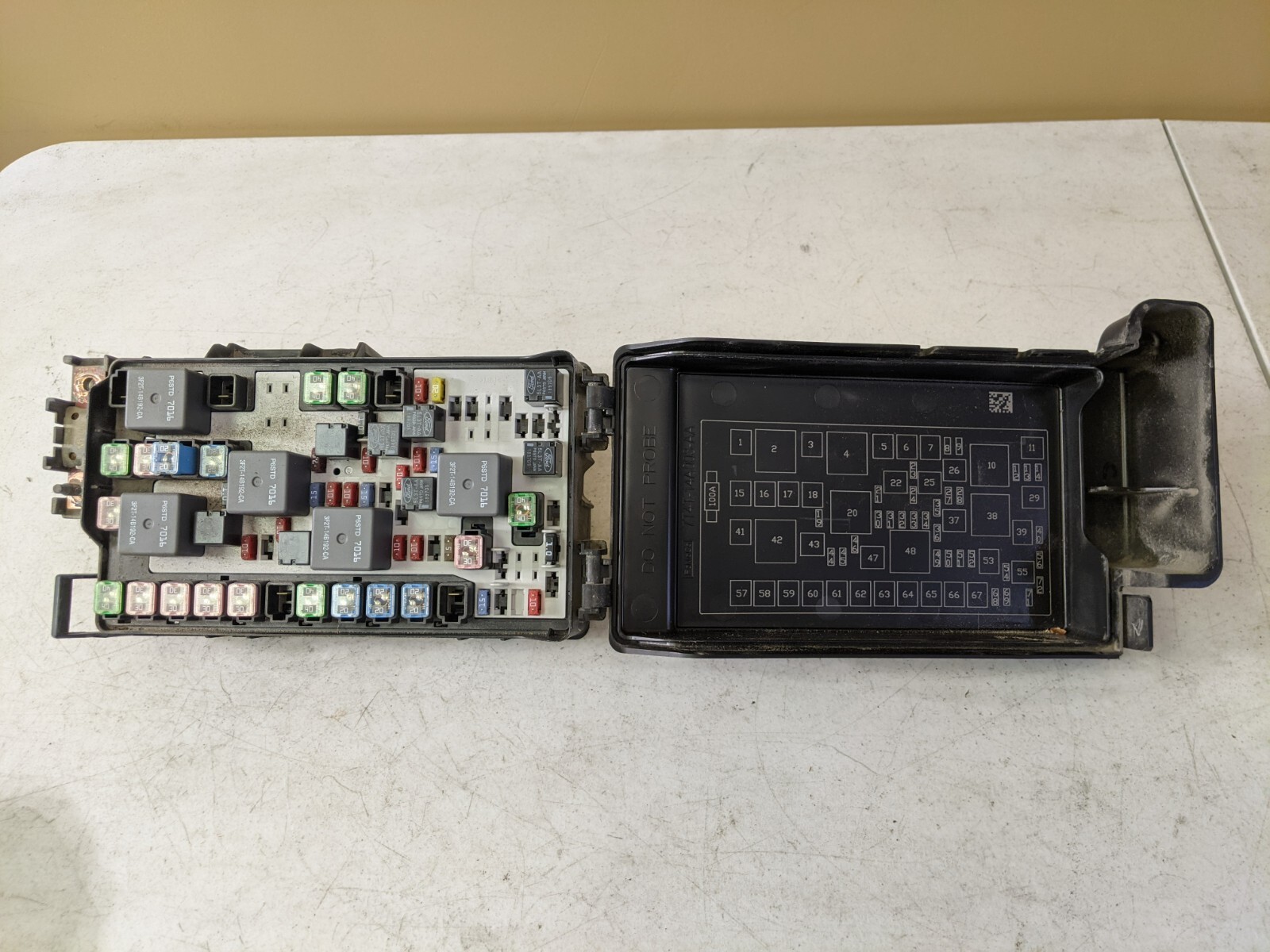 2007-2010 Lincoln MKX Ford Edge Engine Bay Fusebox Fuse Box Relay Module OEM - Image 4