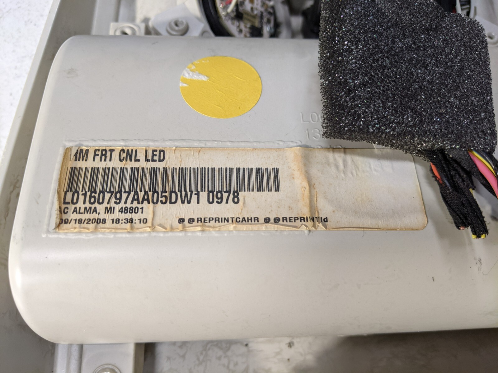 2009-2014 Volkswagen Routan Center Overhead Console Assembly OEM - Image 6