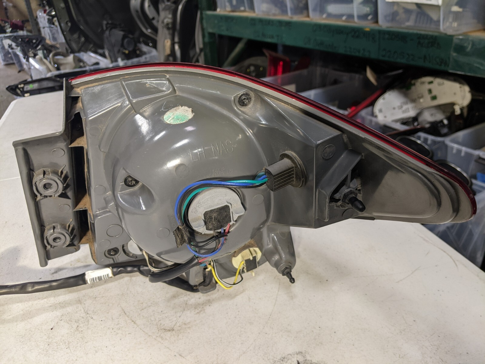 2011-2015 CHEVROLET CRUZE LH DRIVER'S SIDE OUTER HALOGEN TAIL LIGHT OEM - Image 4