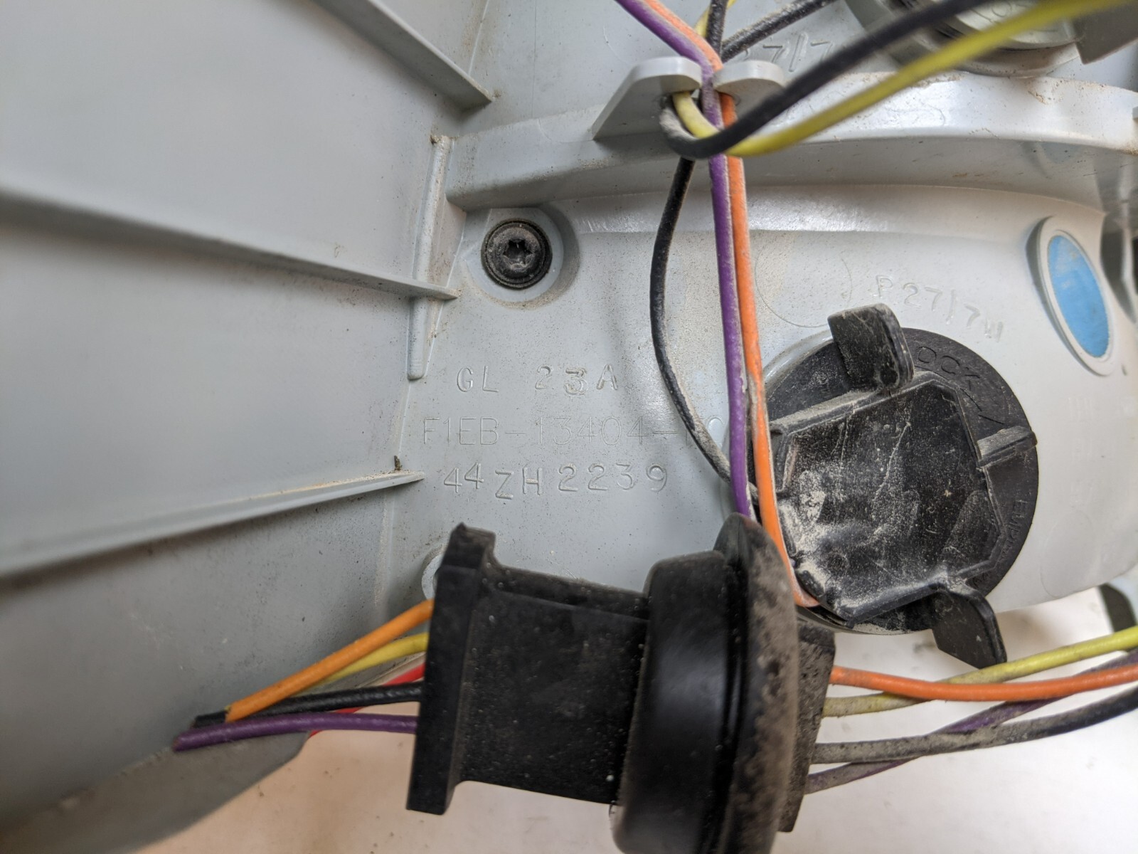 2015 16 17 18 Ford Focus Sedan Brake Stop Lamp Tail Light Quarter Right Rh OEM - Image 8