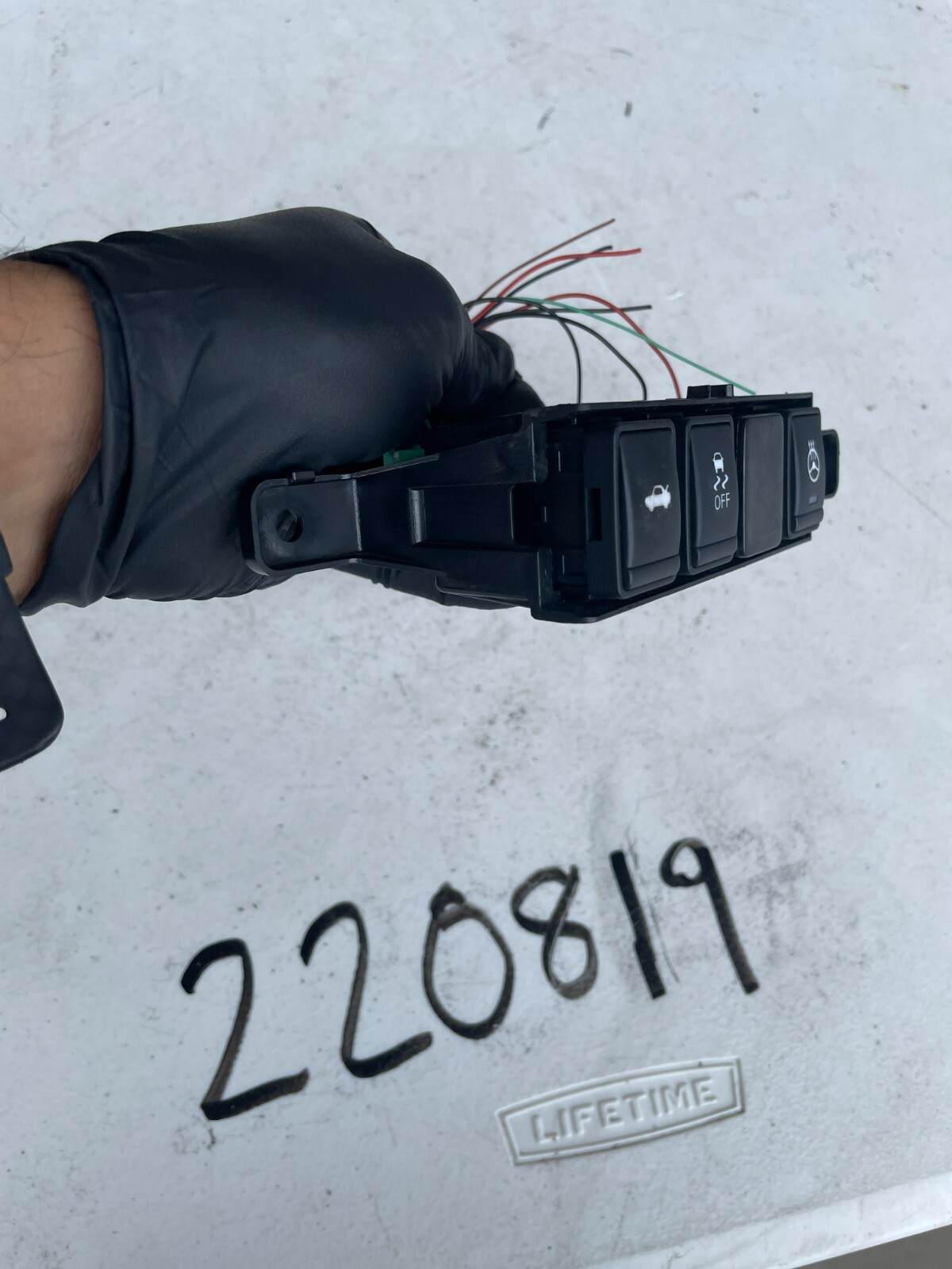 2016 2017 2018 Nissan Altima Traction Control Heated Steering Switch Button OEM - Image 3