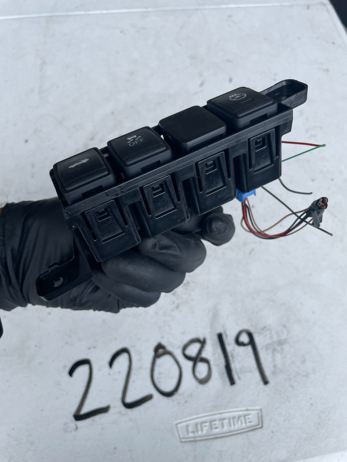 2016 2017 2018 Nissan Altima Traction Control Heated Steering Switch Button OEM - Image 5