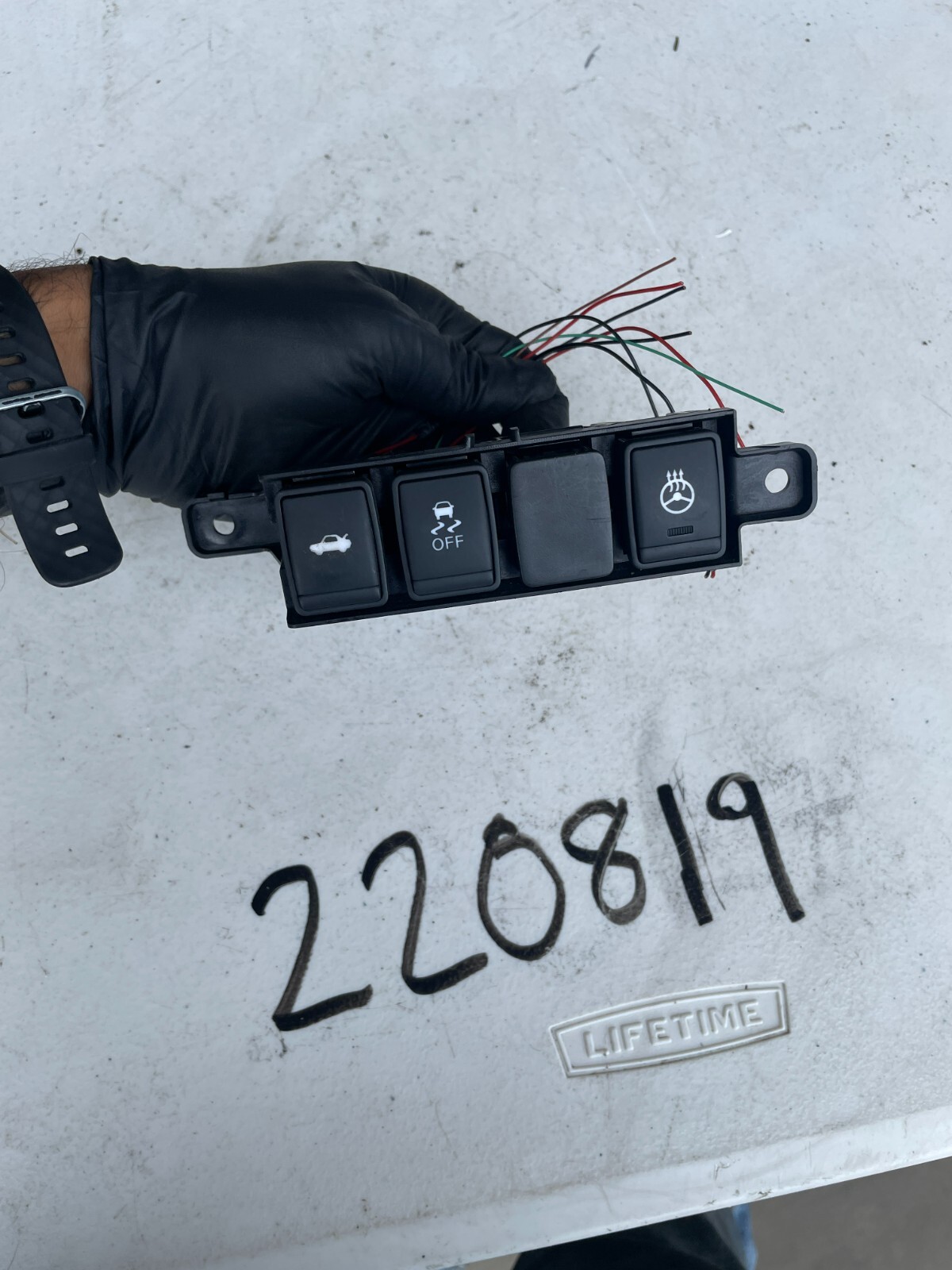 2016 2017 2018 Nissan Altima Traction Control Heated Steering Switch Button OEM