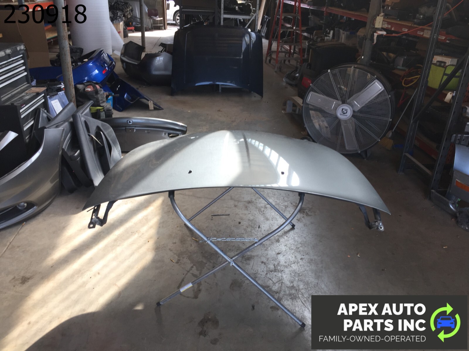 *LOCAL PICKUP* 13-16 DODGE DART FRONT HOOD GRAY ( LOCAL PICK UP ) - Image 3