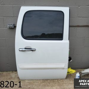 *NO SHIPPING* 2008 GMC Yukon 2008 5.3L REAR PASSENGER RIGHT DOOR WHITE