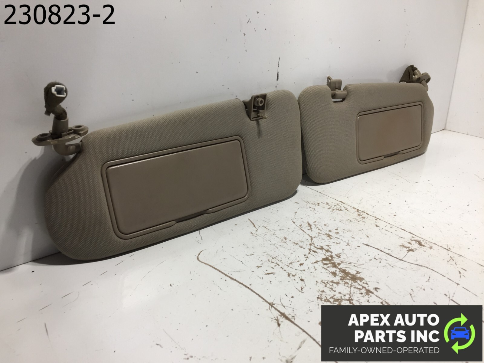 OEM 03-09 Kia Sorento Sun Visor Set Sunvisors Mirrors Light Set Driver Passenger - Image 3