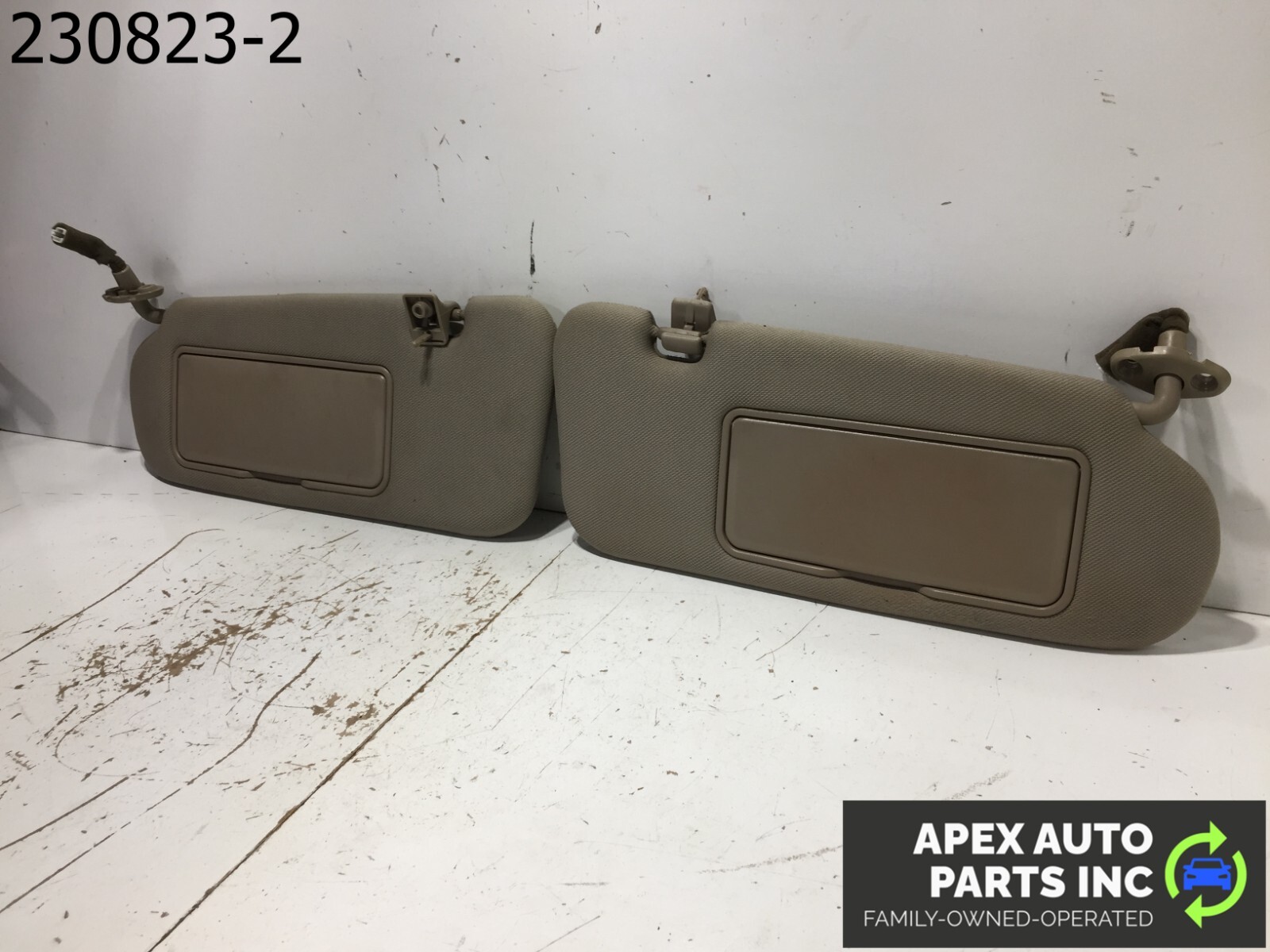 OEM 03-09 Kia Sorento Sun Visor Set Sunvisors Mirrors Light Set Driver Passenger - Image 4