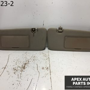 OEM 03-09 Kia Sorento Sun Visor Set Sunvisors Mirrors Light Set Driver Passenger