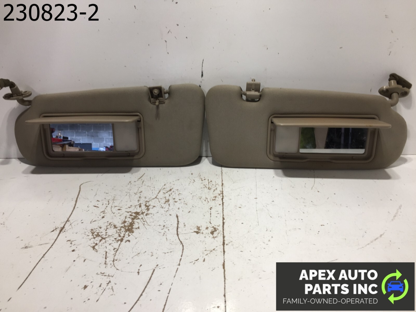 OEM 03-09 Kia Sorento Sun Visor Set Sunvisors Mirrors Light Set Driver Passenger - Image 10