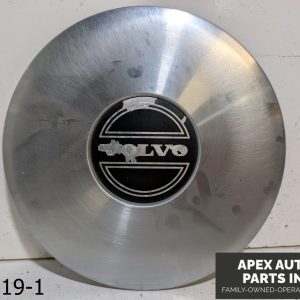 OEM 1984-1989 Volvo 740 2.3L Wheel Rim Center Cap Hubcap
