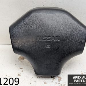 OEM 1988 Nissan Pulsar NX 1.8L HORN PAD BUTTON