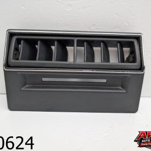 OEM 1989 Mercedes 300SEL 3.0L REAR AIR VENT