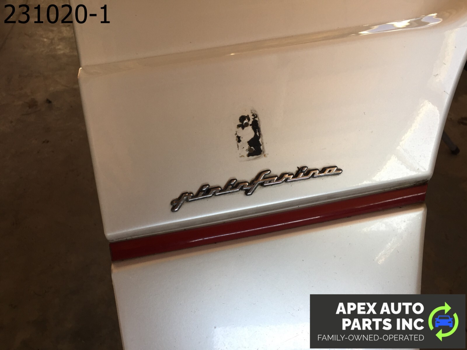 OEM 1990 Cadillac Allante Front Right Passenger Fender Silver - Image 4