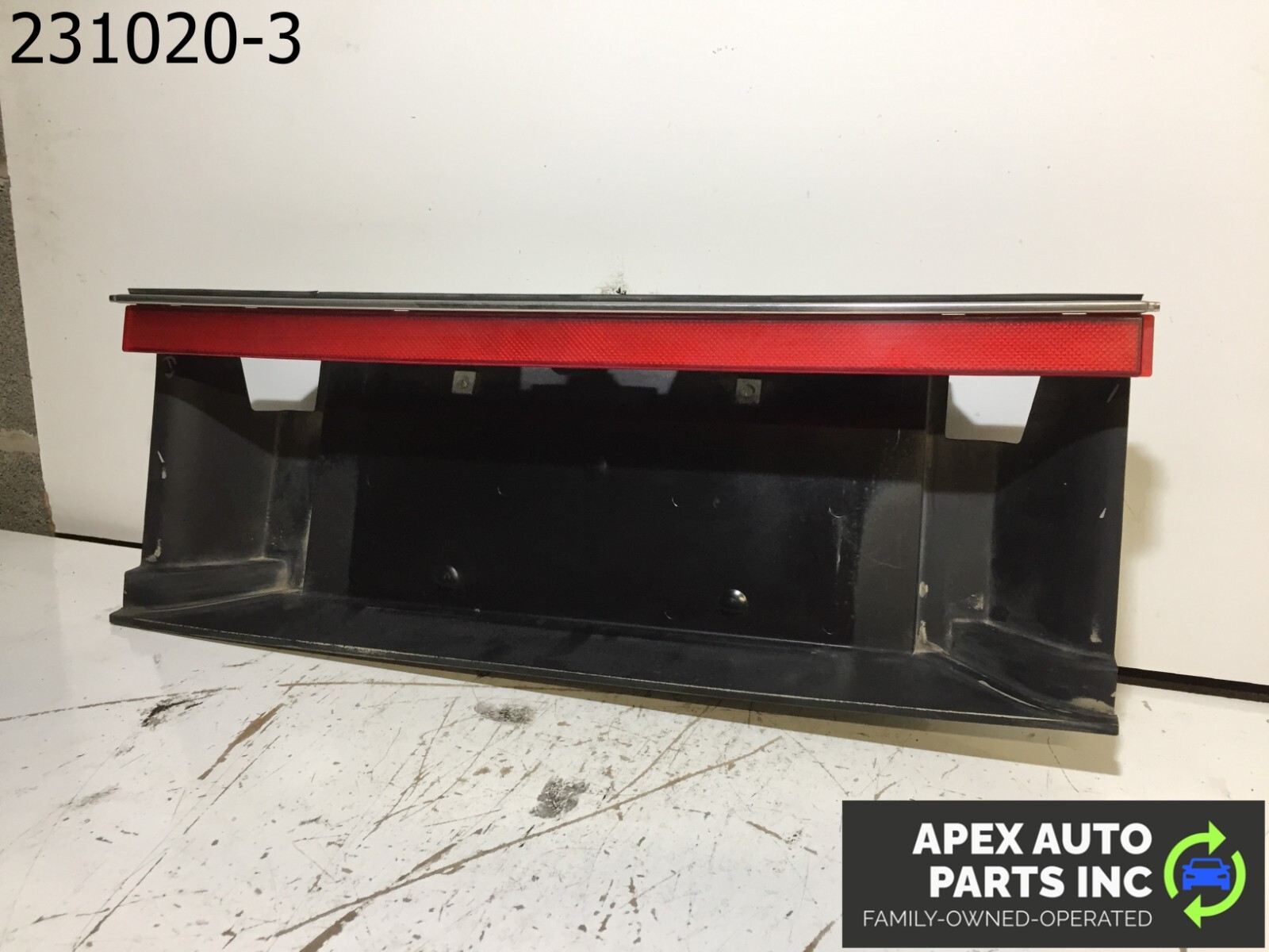OEM 1990 Cadillac Allante Taillight Trunk License Plate Holder Garnish OEM - Image 4