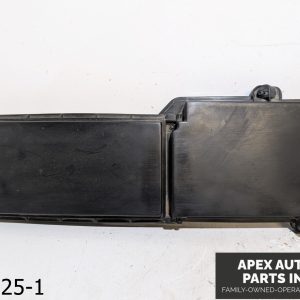 OEM 1994-1997 Mercedes C280 2.8L Fuse Relay Box Panel Lid