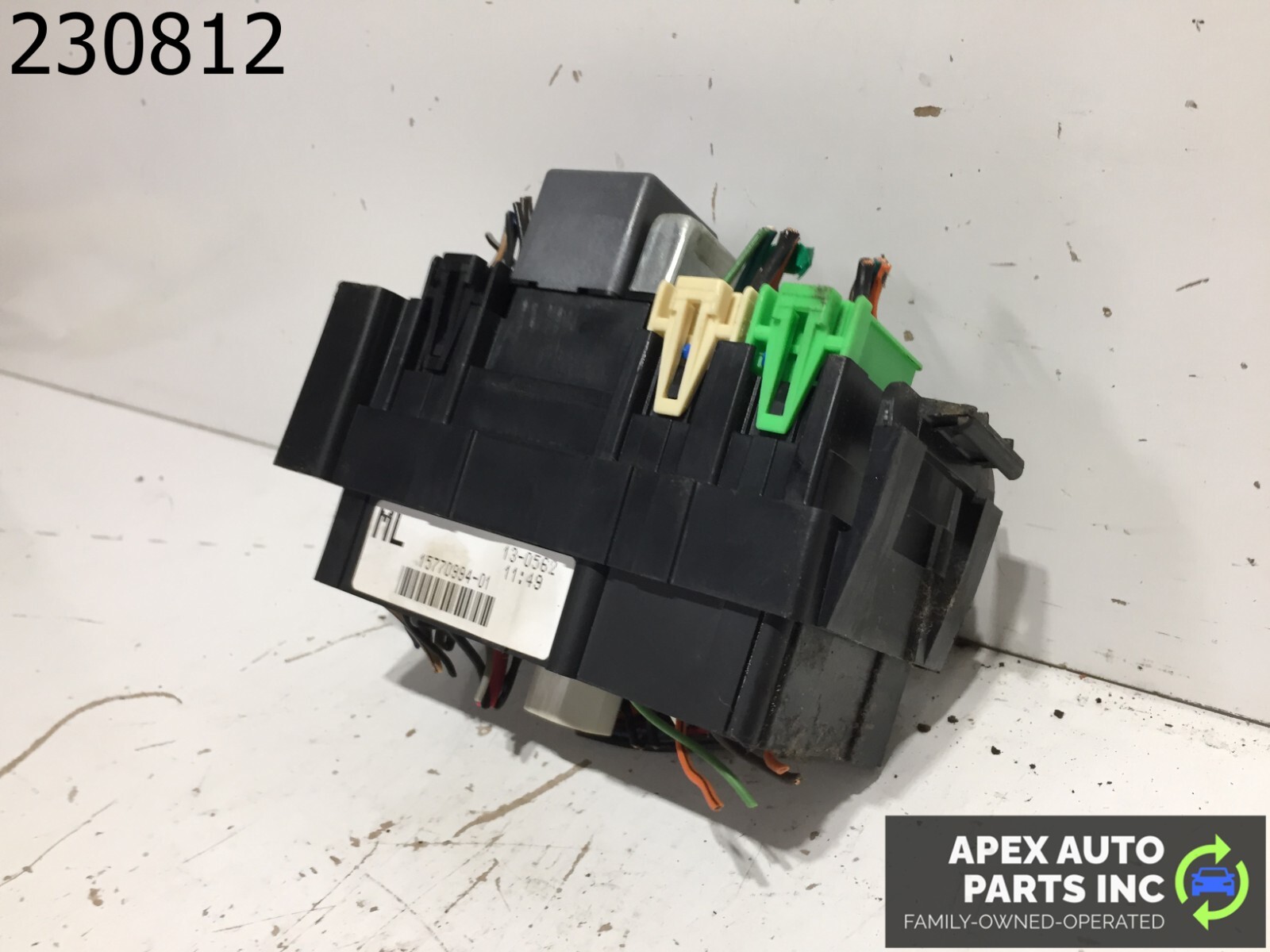 OEM 2000 2001 2002 2003 GMC YUKON XL FUSE BOX RELAY JUNCTION - Image 4