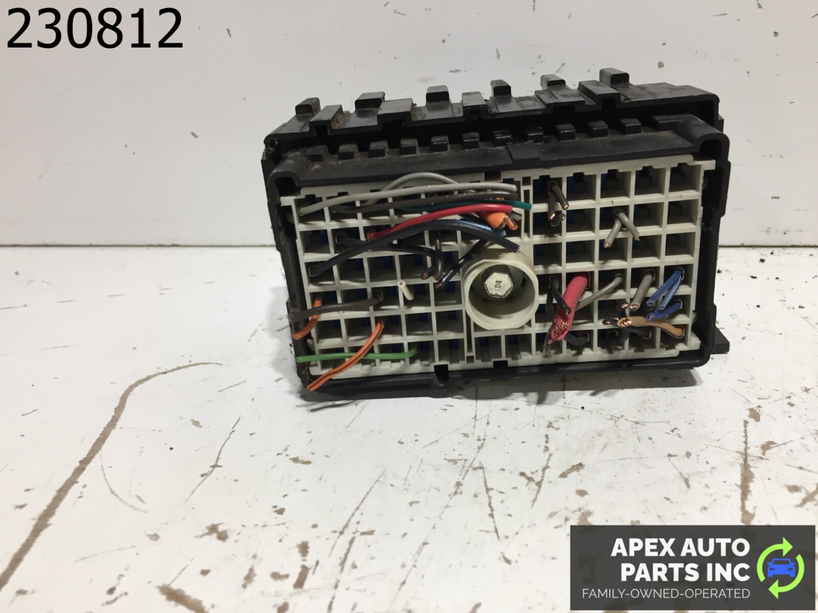 OEM 2000 2001 2002 2003 GMC YUKON XL FUSE BOX RELAY JUNCTION - Image 9