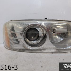 OEM 2000-2006 GMC Yukon 6.0L Right Headlamp