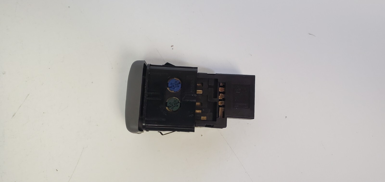 OEM 2001-06 Acura MDX Saddle Tan Cruise Control On Off Dash Control Switch - Image 5