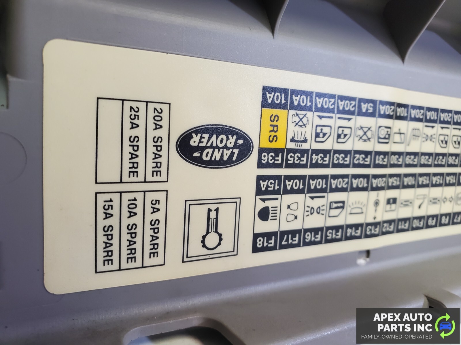 OEM 2002 2003 2004 2005 FREELANDER Instrument Dash Panel Fuse Box Lid Cover Trim - Image 9