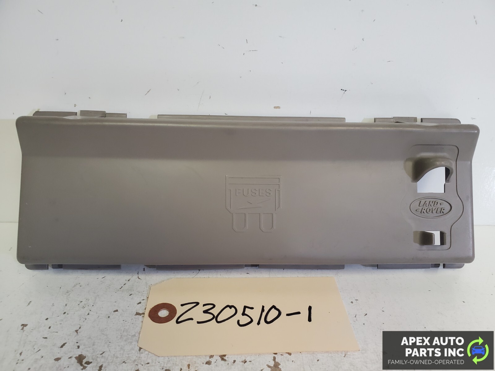 OEM 2002 2003 2004 2005 FREELANDER Instrument Dash Panel Fuse Box Lid Cover Trim