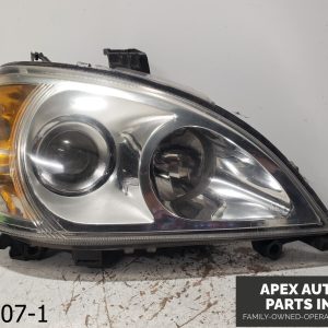 OEM 2002-2005 Mercedes ML500 5.0L Front Right Side Headlight Lamp Halogen