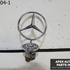 OEM 2002 Mercedes E320 3.2L Mercedes Benz HOOD Star Emblem