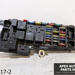 OEM 2003-2006 Volvo XC90 2.9L ENGINE MOTOR CONTROL MODULE FUSE RELAY BOX