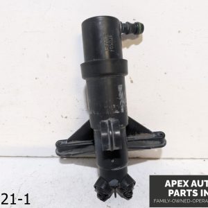 OEM 2004-2007 BMW 530I 3.0L High Pressure Headlight Washer Nozzle