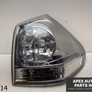 OEM 2004-2007 Lexus RX 330 3.3L right Tail Light