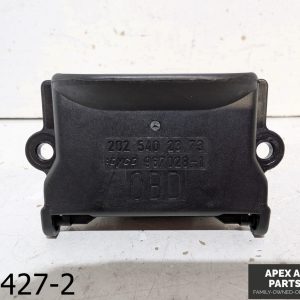 OEM 2006-2008 Mercedes ML350 3.5L port socket cover cap black driver foot