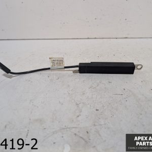 OEM 2006-2009 Land Rover LR3 4.4L TAILGATE AERIAL ANTENNA XUE000020D