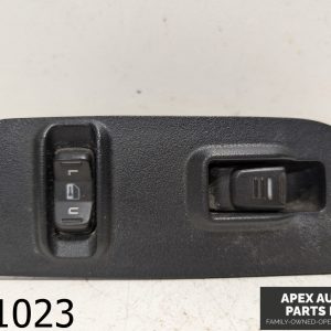OEM 2006 Hummer H3 FRONT RIGHT PASSENGER SIDE DOOR WINDOW LOCK UNLOCK SWITCH