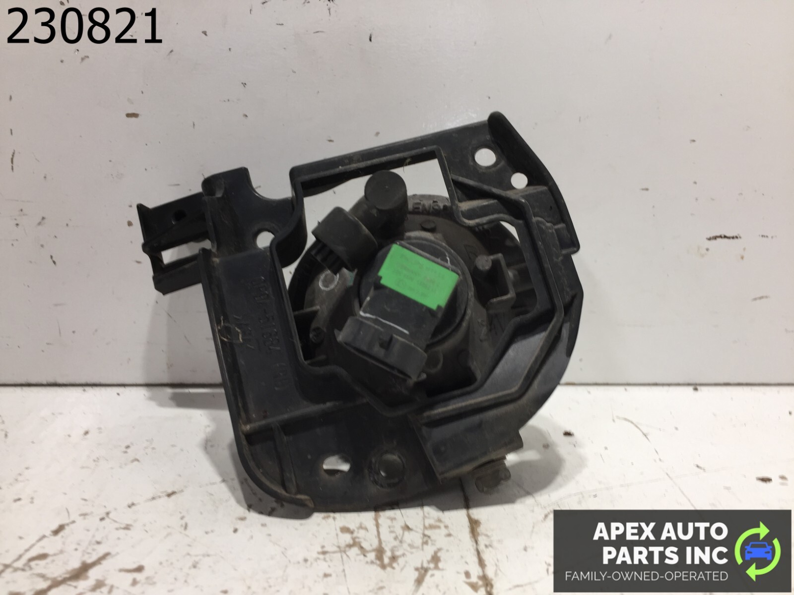 OEM 2007 2008 2009 MAZDA CX 7 Right Passenger Side Fog Light - Image 5