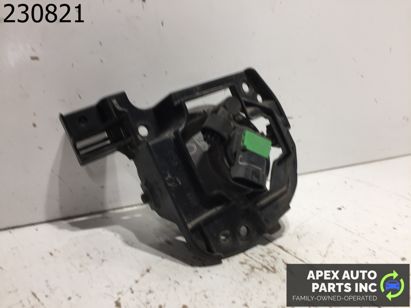 OEM 2007 2008 2009 MAZDA CX 7 Right Passenger Side Fog Light - Image 6