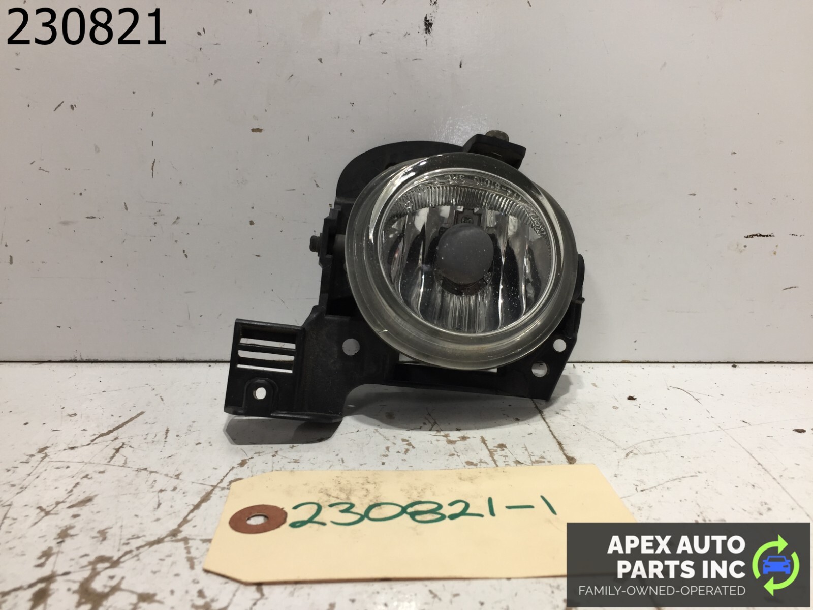 OEM 2007 2008 2009 MAZDA CX 7 Right Passenger Side Fog Light