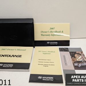 OEM 2007-2010 Hyundai Entourage LEATHER CASE OWNERS MANUAL OPERATORS USER GUIDE