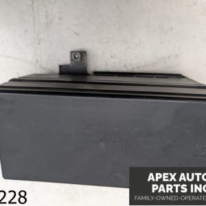 OEM 2007 Ford Mustang 4.0L ENGINE FUSE JUNCTION BOX