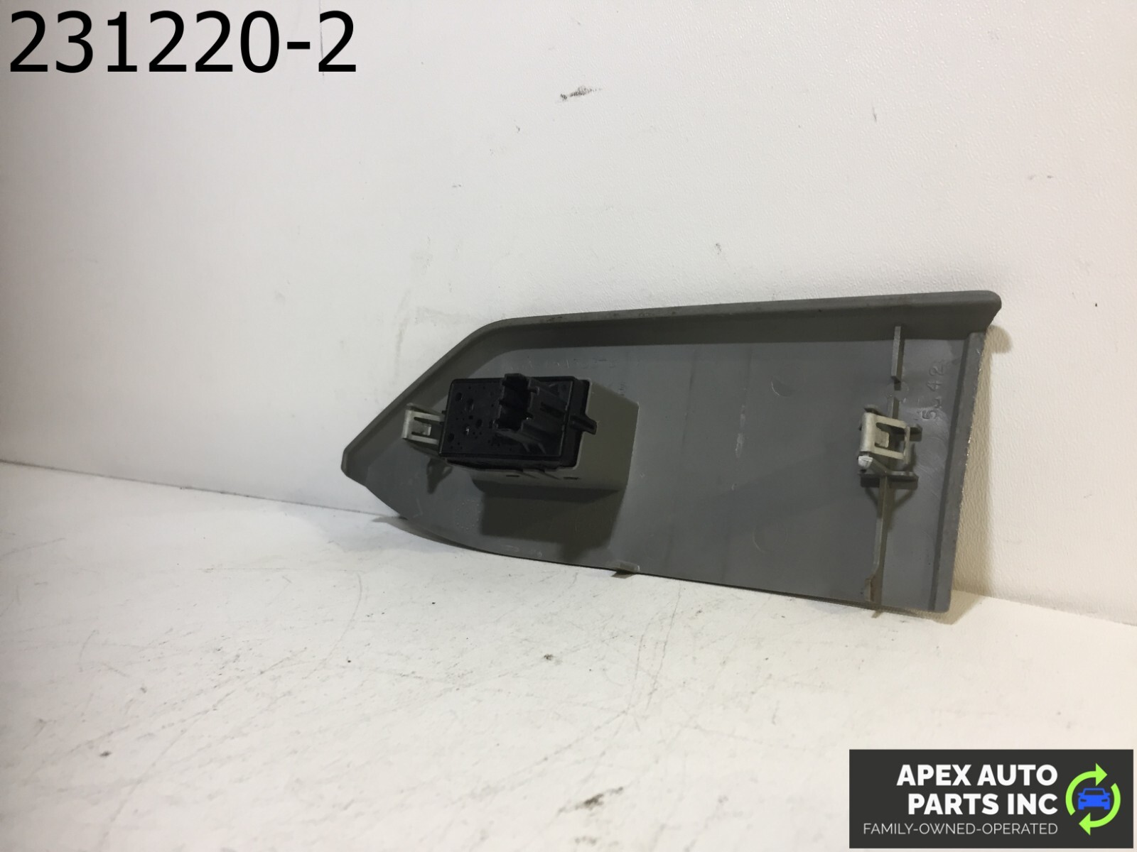 OEM 2007 Ford Mustang Passenger Window Switch Front Right - Image 7